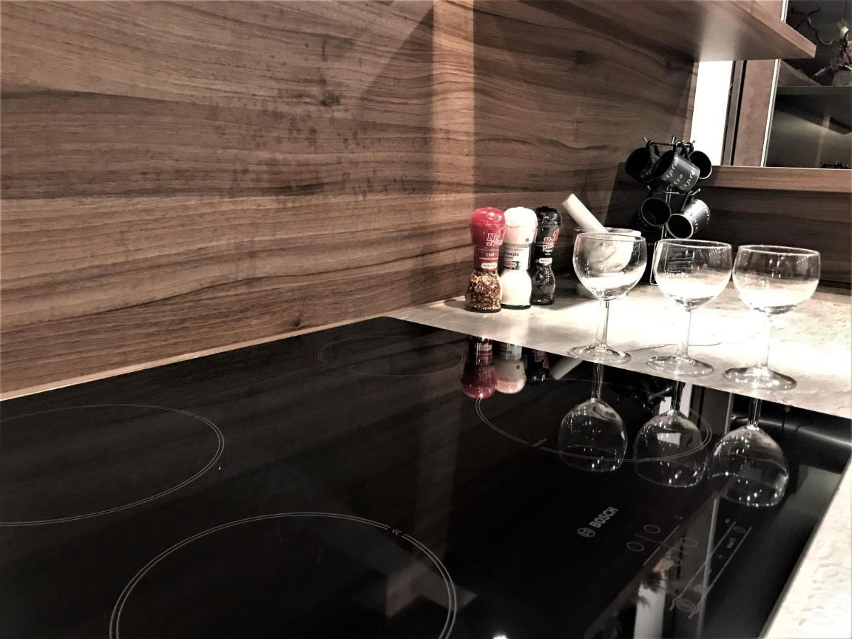 Deluxury Mirror Apartament Centrum วอร์ซอ ภายนอก รูปภาพ