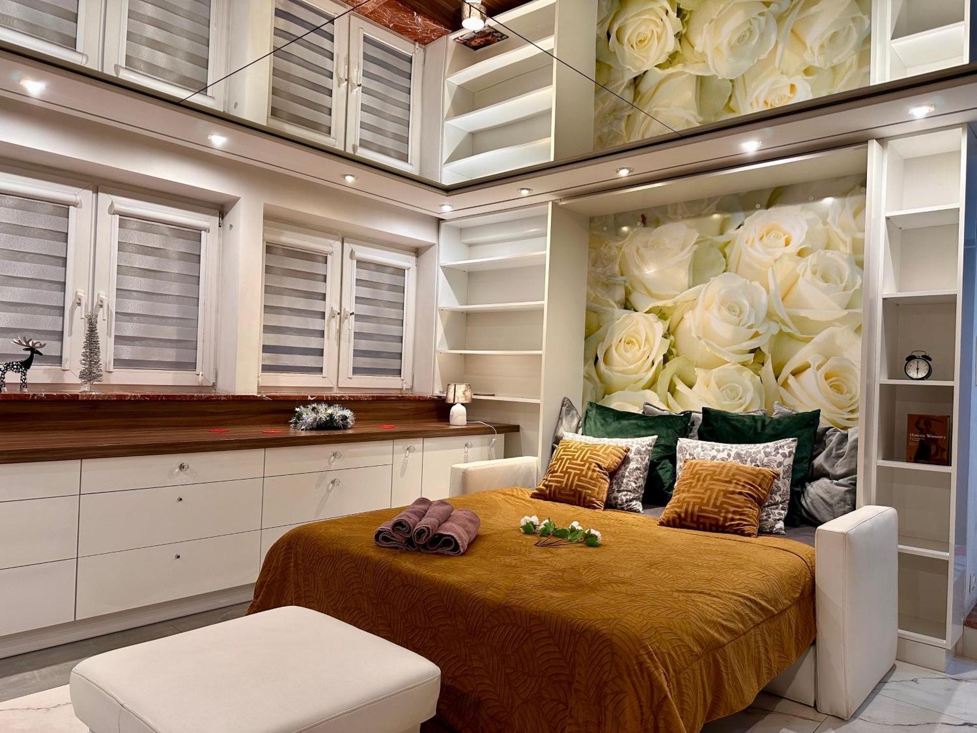 Deluxury Mirror Apartament Centrum วอร์ซอ ภายนอก รูปภาพ