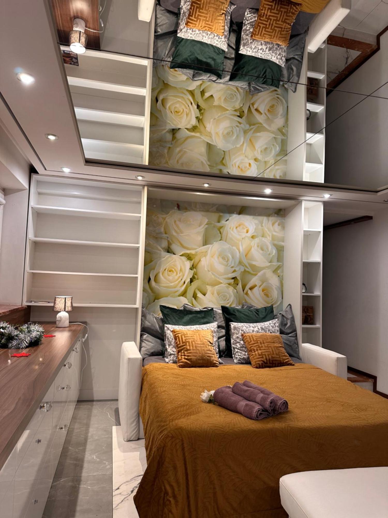 Deluxury Mirror Apartament Centrum วอร์ซอ ภายนอก รูปภาพ
